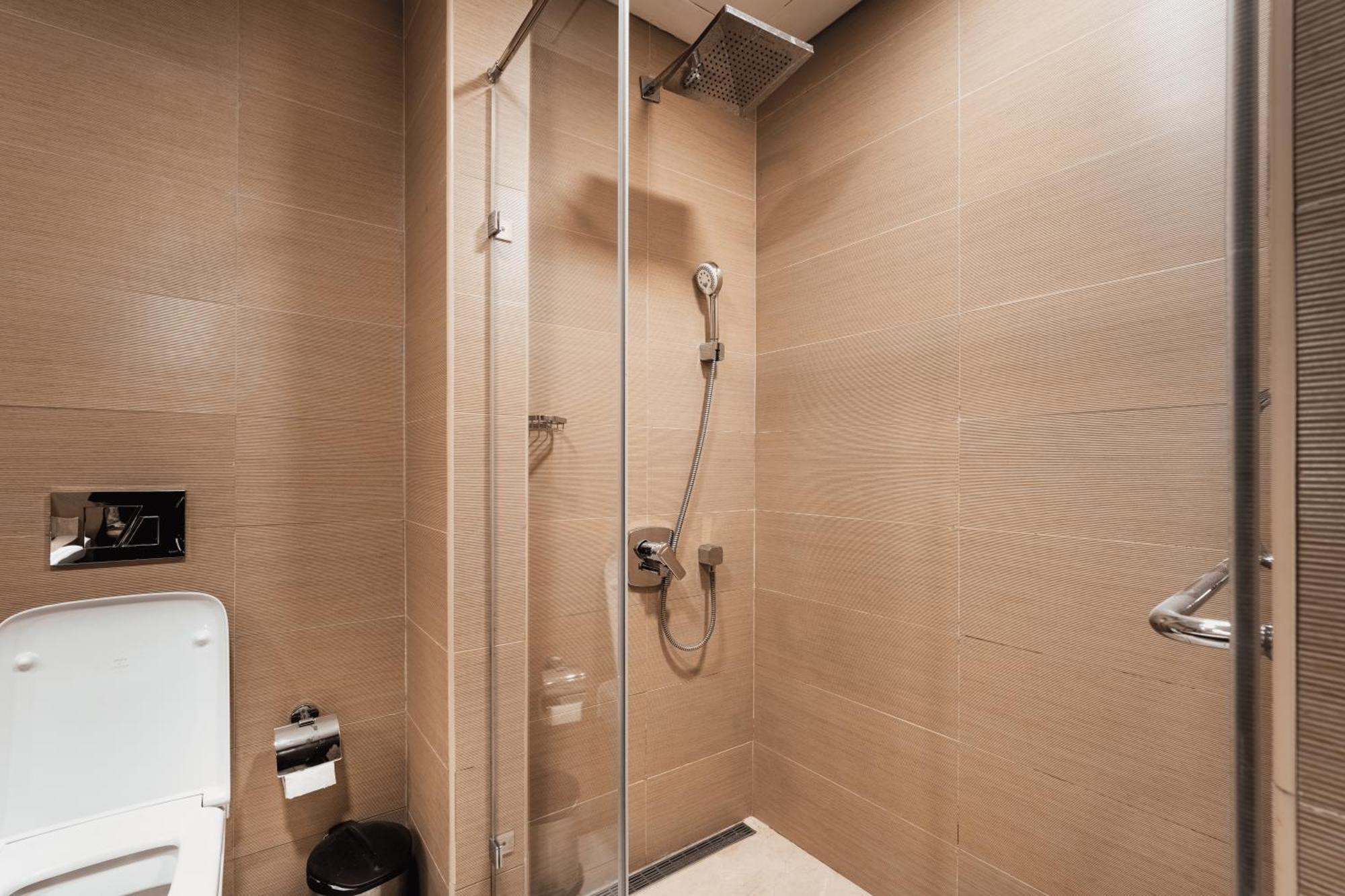 Izzzi - One Bedroom Apartment, Sparkle Tower Appartement Dubai
